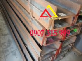 Thép hình U200x69x5.4x12m Trọng lượng: 204Kg/Cây