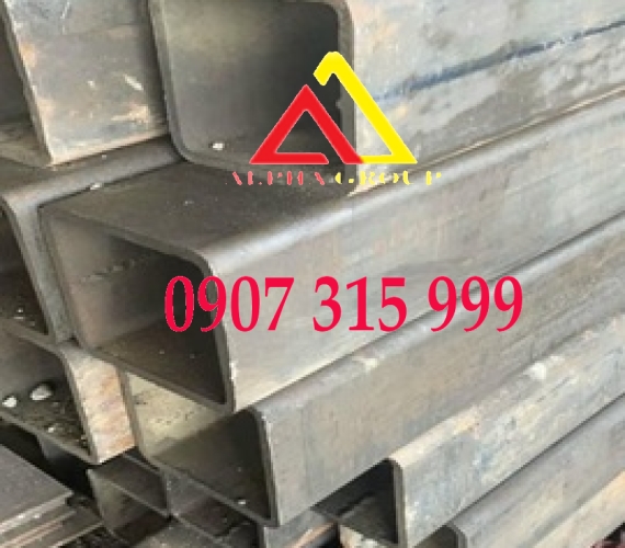 Thép hộp 300x300x10 mm 